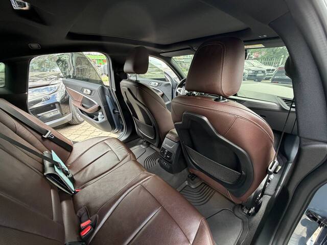 Срочная продажа авто BMW 218d фото 6