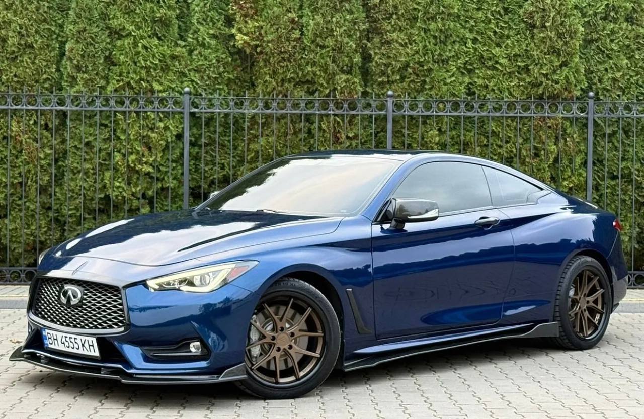 Infiniti Q60