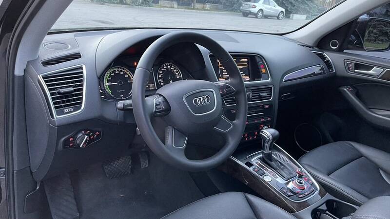 Срочная продажа авто Audi Q5 фото 9