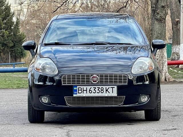 Срочная продажа авто Fiat Grande Punto фото 9