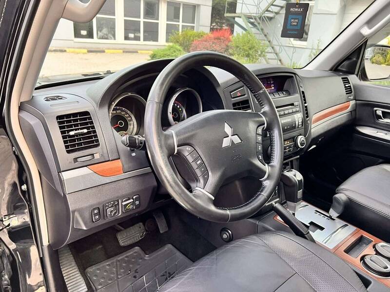 Срочная продажа авто Mitsubishi Pajero ROKFORD фото 18