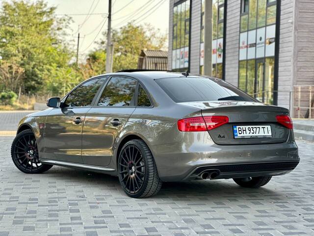 Срочная продажа авто Audi A4 фото 5