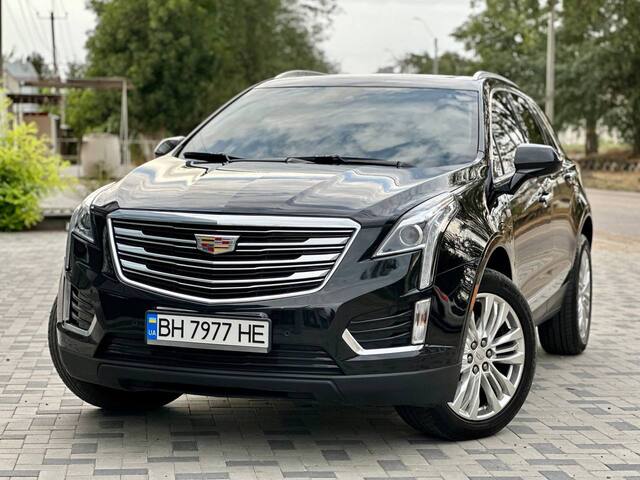 Срочная продажа авто Cadillac XT5 фото 1