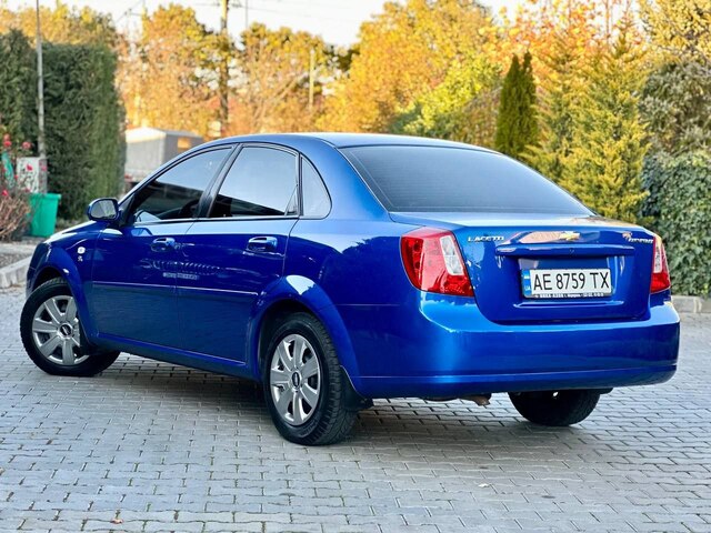 Срочная продажа авто Chevrolet Lacetti фото 7