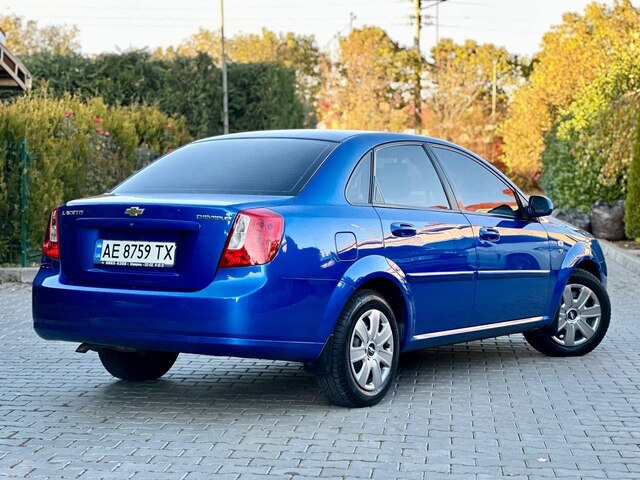 Срочная продажа авто Chevrolet Lacetti фото 3