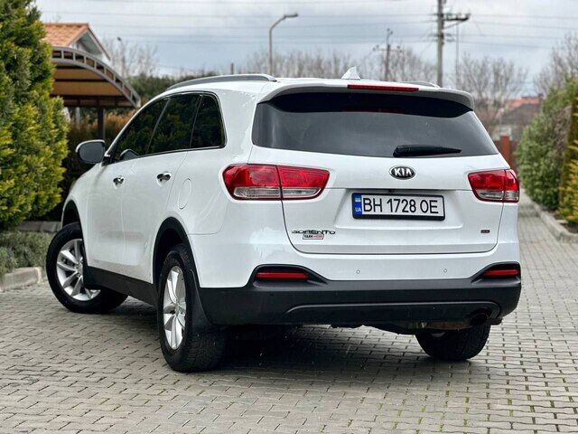 Срочная продажа авто Kia Sorento фото 7