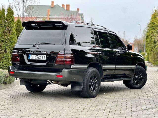 Срочная продажа авто Toyota Land Cruiser 100 фото 6