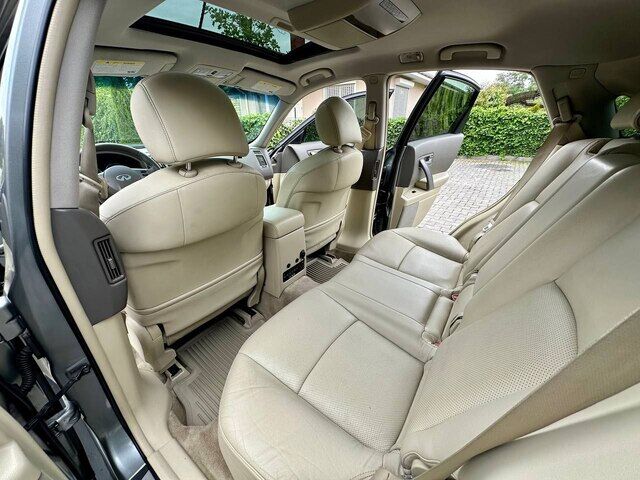 Срочная продажа авто Infiniti FX35 фото 2