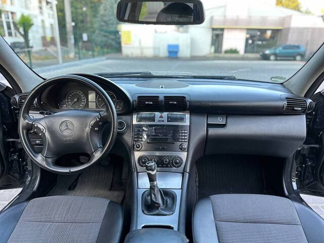 Срочная продажа авто Mercedes-Benz C-Class фото 3