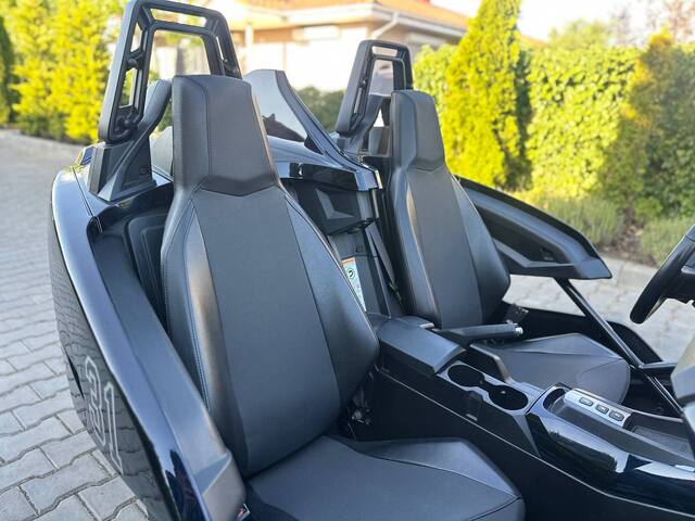 Срочная продажа авто Polaris Slingshot фото 6