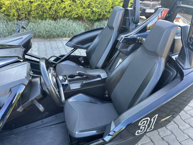 Срочная продажа авто Polaris Slingshot фото 5