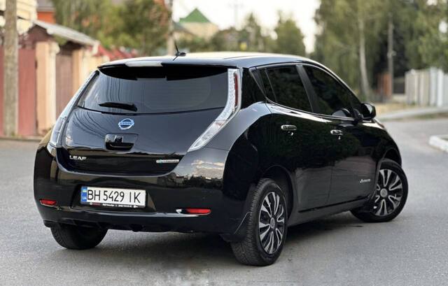 Срочная продажа авто Nissan Leaf фото 8
