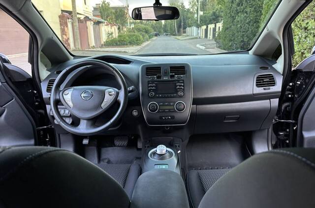 Срочная продажа авто Nissan Leaf фото 6