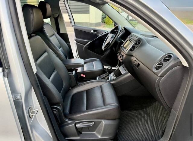 Срочная продажа авто Volkswagen Tiguan фото 5