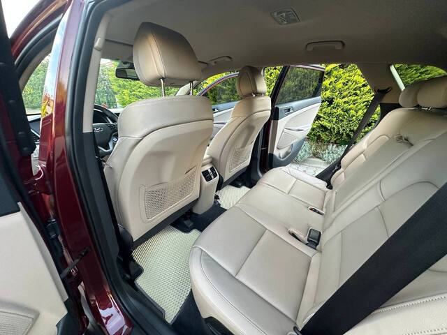 Срочная продажа авто Hyundai Tucson фото 4