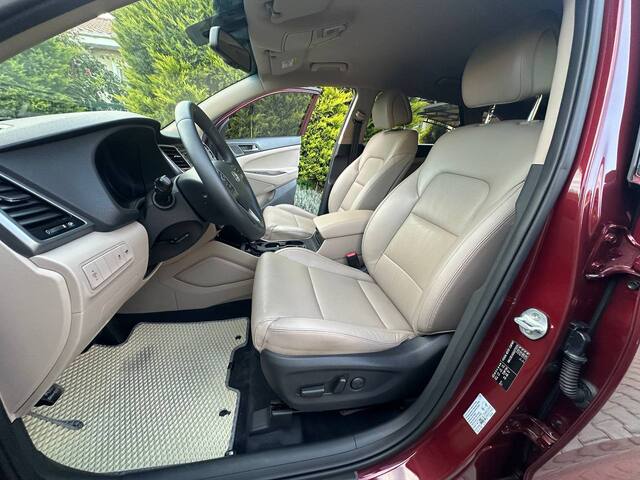 Срочная продажа авто Hyundai Tucson фото 3