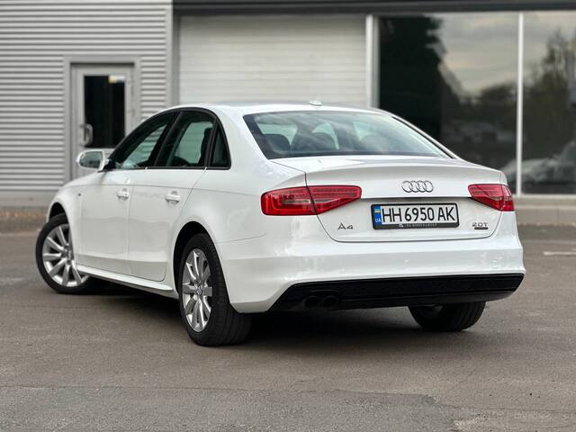 Срочная продажа авто Audi A4 фото 3