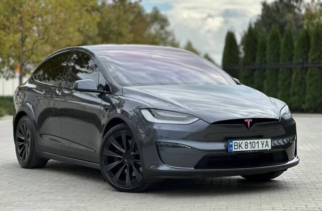 Срочная продажа авто Tesla Model X фото 8