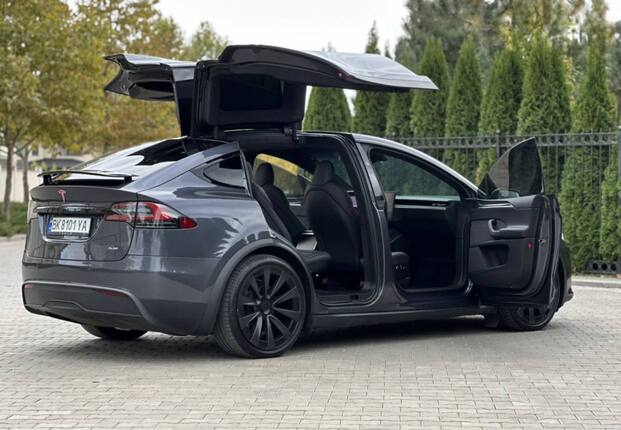 Срочная продажа авто Tesla Model X фото 3