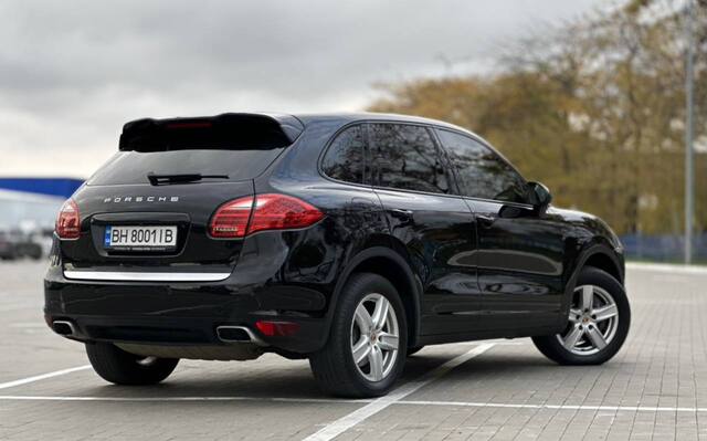 Срочная продажа авто Porsche Cayenne фото 6