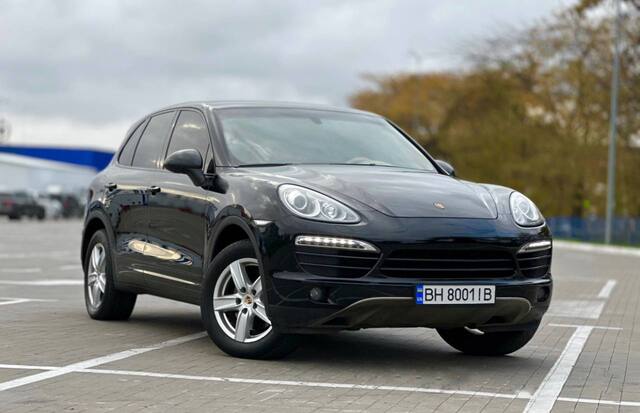 Срочная продажа авто Porsche Cayenne фото 4
