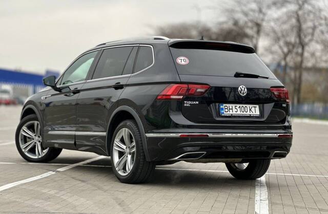 Срочная продажа авто Volkswagen Tiguan фото 7