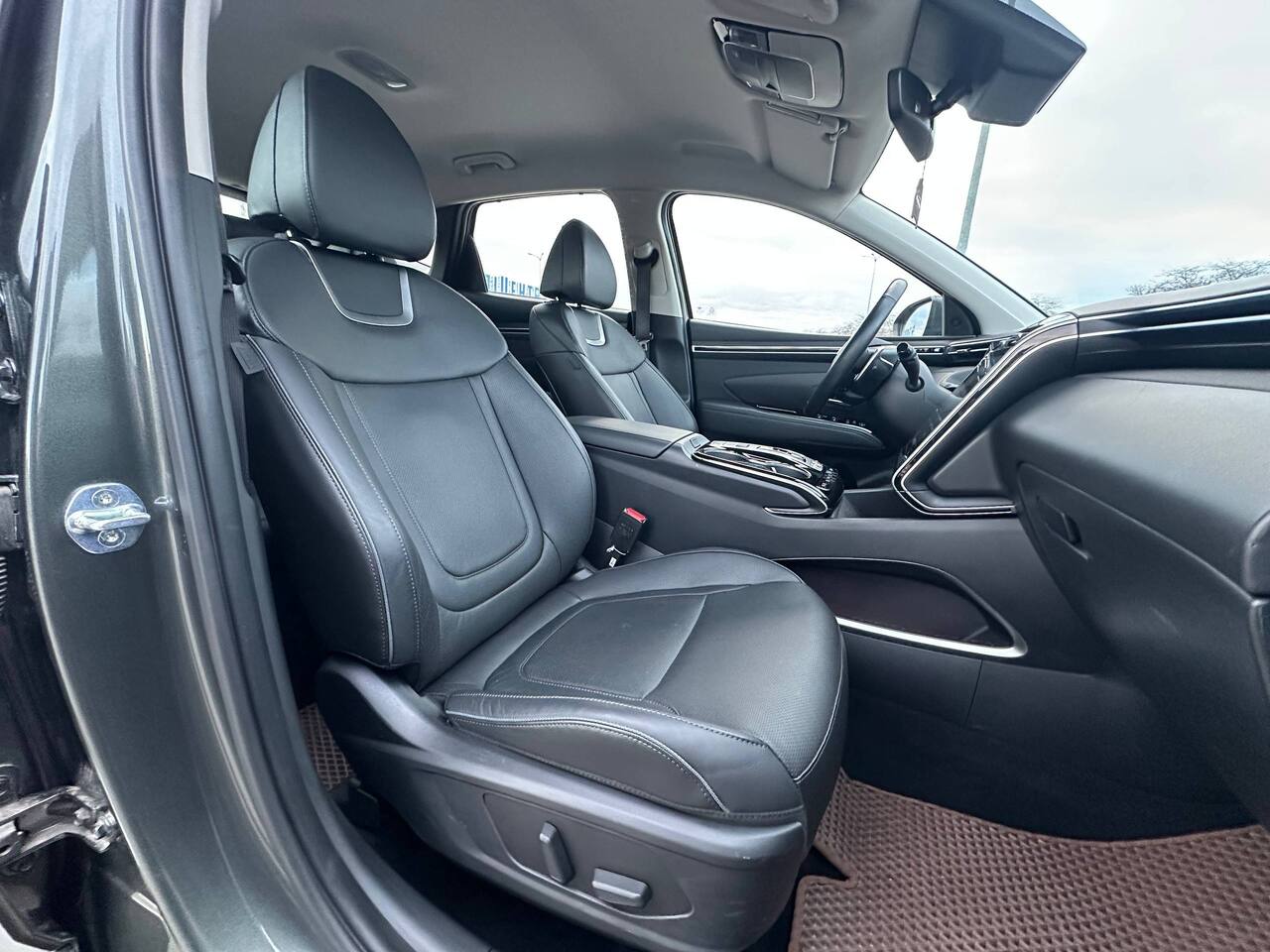 Срочная продажа авто Hyundai Tucson фото 5