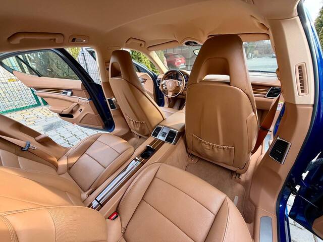 Срочная продажа авто Porshe Panamera 4s фото 2