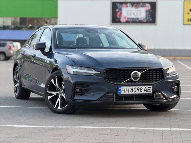Срочная продажа авто Volvo S60 фото 6