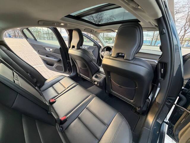 Срочная продажа авто Volvo S60 фото 4