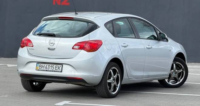 Срочная продажа авто Opel Astra фото 6