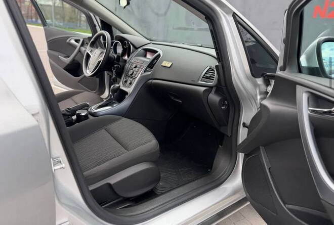 Срочная продажа авто Opel Astra фото 4