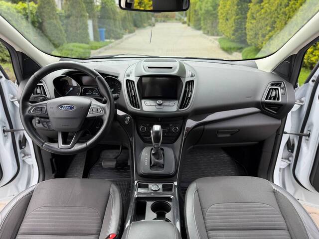 Срочная продажа авто Ford Kuga фото 5