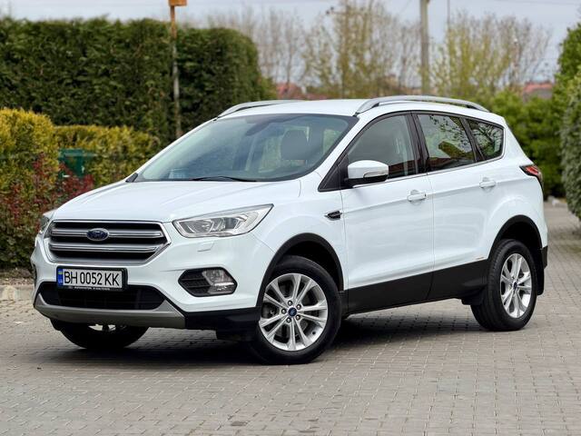 Срочная продажа авто Ford Kuga фото 4