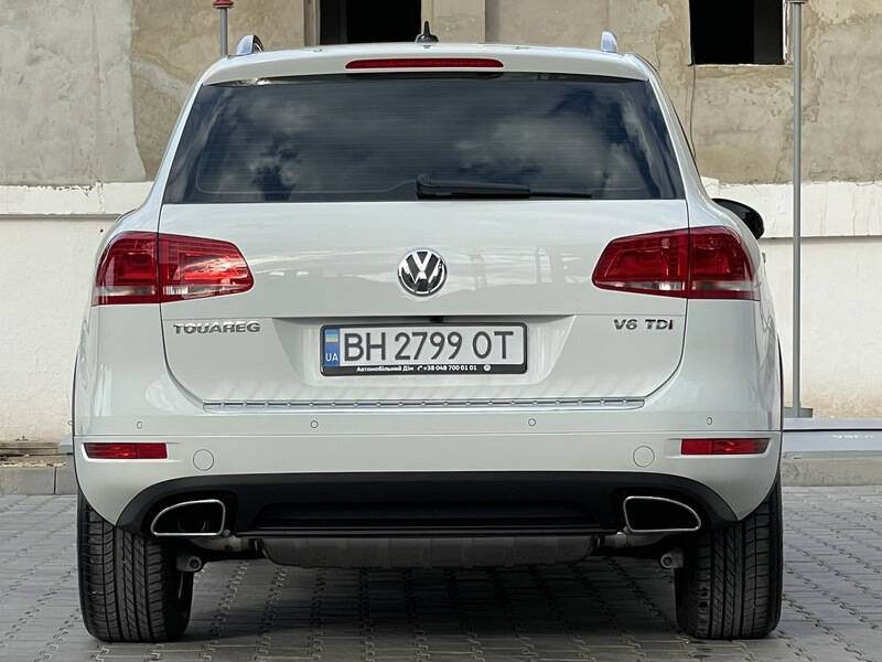 Срочная продажа авто Volkswagen Toureg фото 14