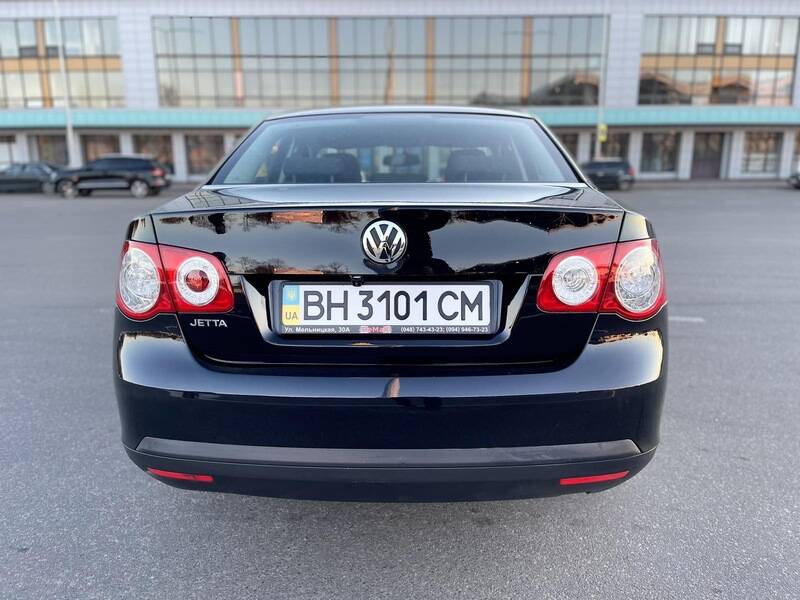 Срочная продажа авто Volkswagen Jetta  фото 2