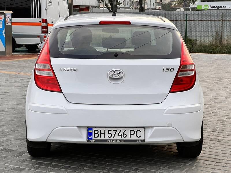 Срочная продажа авто Hyundai i30 фото 15