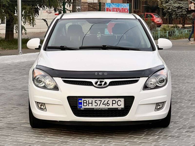 Срочная продажа авто Hyundai i30 фото 2