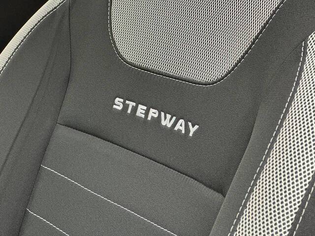 Срочная продажа авто Renault Sandero StepWay 2017 фото 18