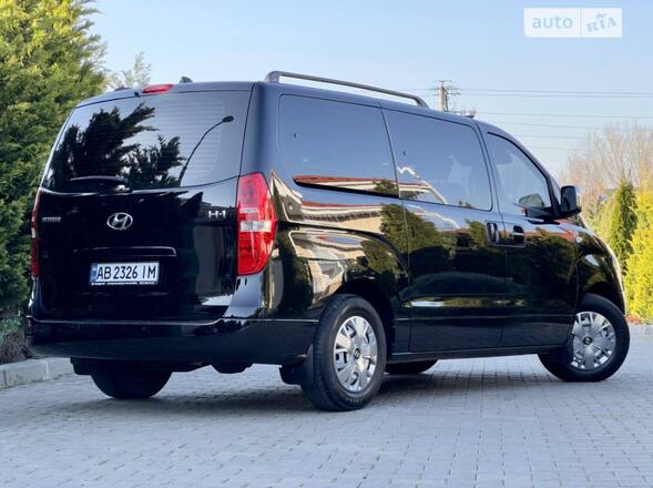 Срочная продажа авто Hyundai H-1 фото 3