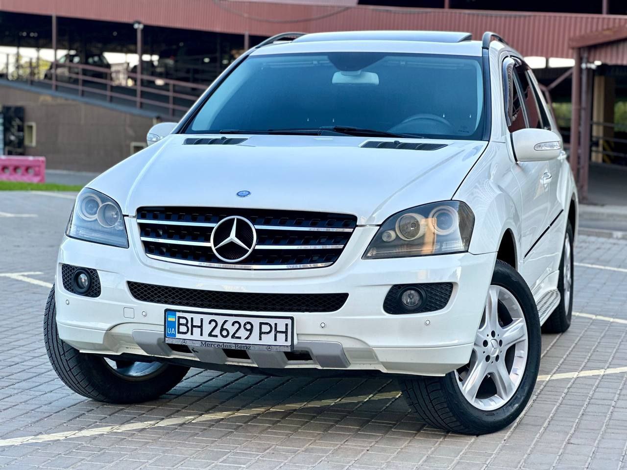 Mercedes-Benz ML350