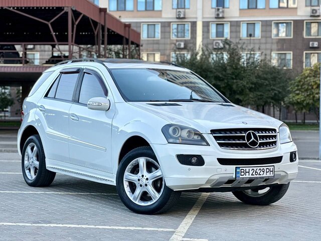 Срочная продажа авто Mercedes-Benz ML350 фото 6