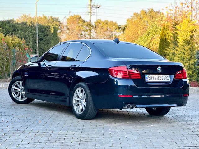 Срочная продажа авто BMW 520d фото 4