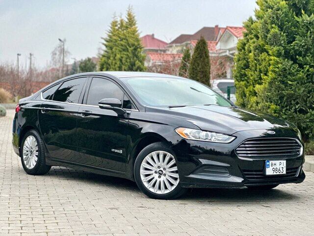 Срочная продажа авто Ford Fusion фото 3