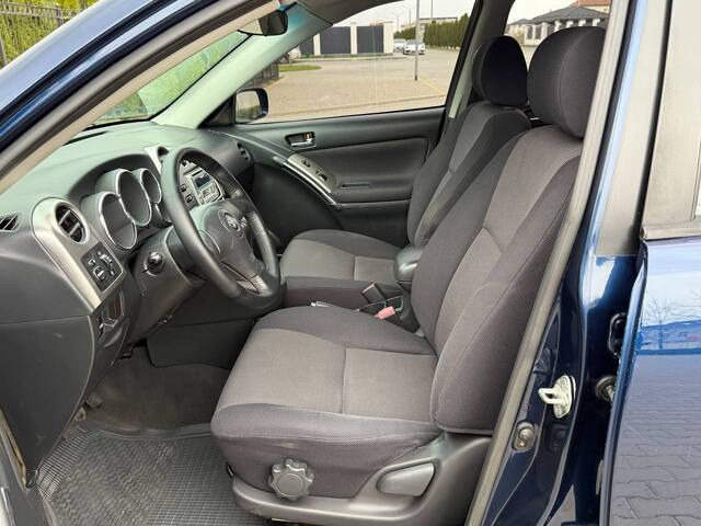 Срочная продажа авто Toyota Matrix фото 4
