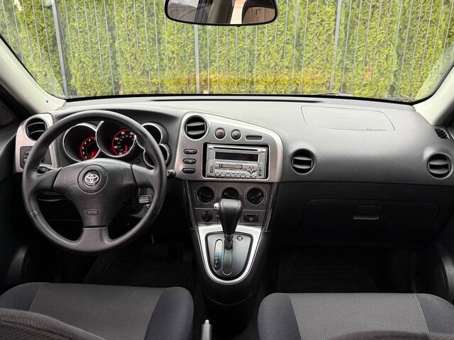 Срочная продажа авто Toyota Matrix фото 2