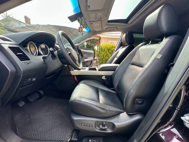 Срочная продажа авто Mazda CX-9 фото 4