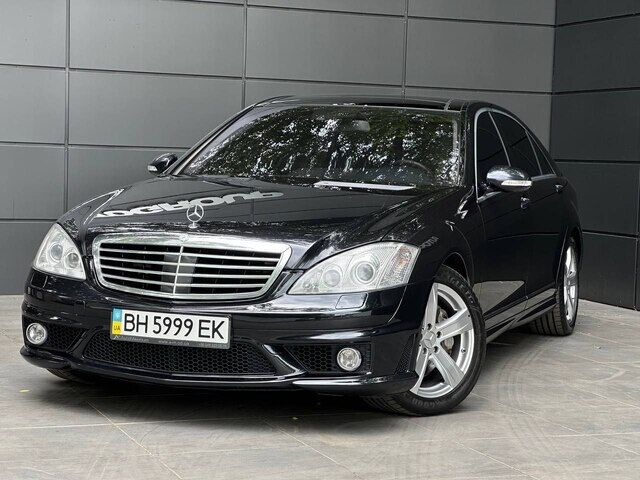 Срочная продажа авто Mercedes-Benz S-Class 550 фото 7