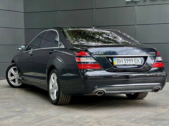 Срочная продажа авто Mercedes-Benz S-Class 550 фото 6