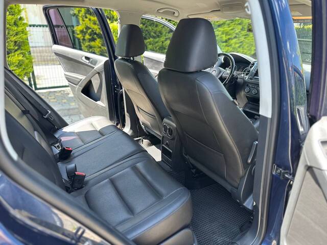 Срочная продажа авто Volkswagen Tiguan фото 6